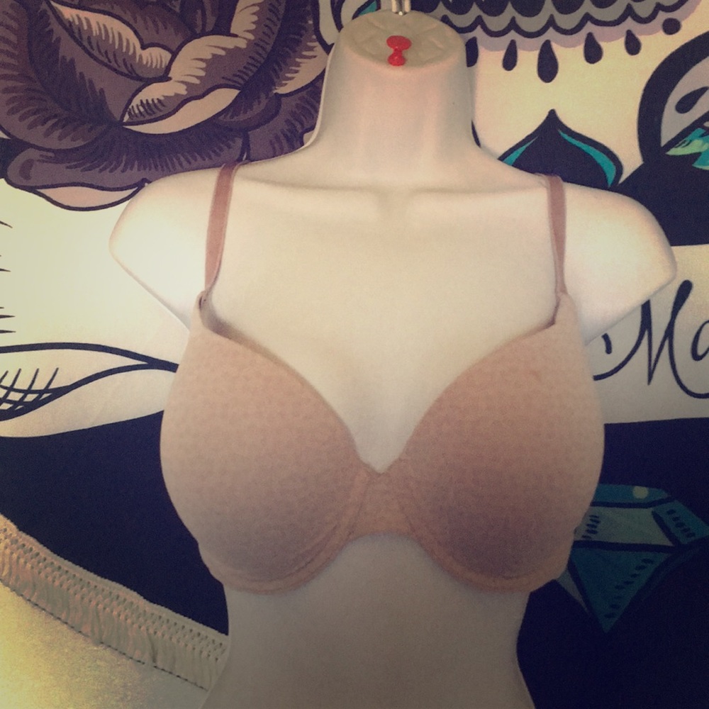 VICTORIA SECRET! * PUSH UP BRA* SIZE 36D